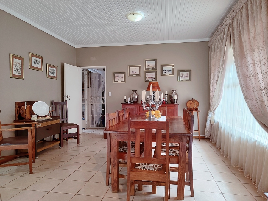 4 Bedroom Property for Sale in Wilkoppies North West